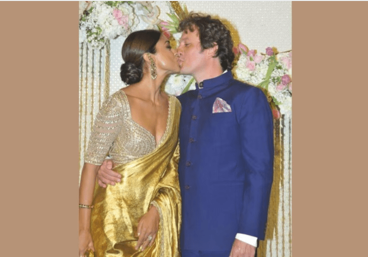 hriya Saran went out of control in front of the camera, lip-locked pictures with her husband trended