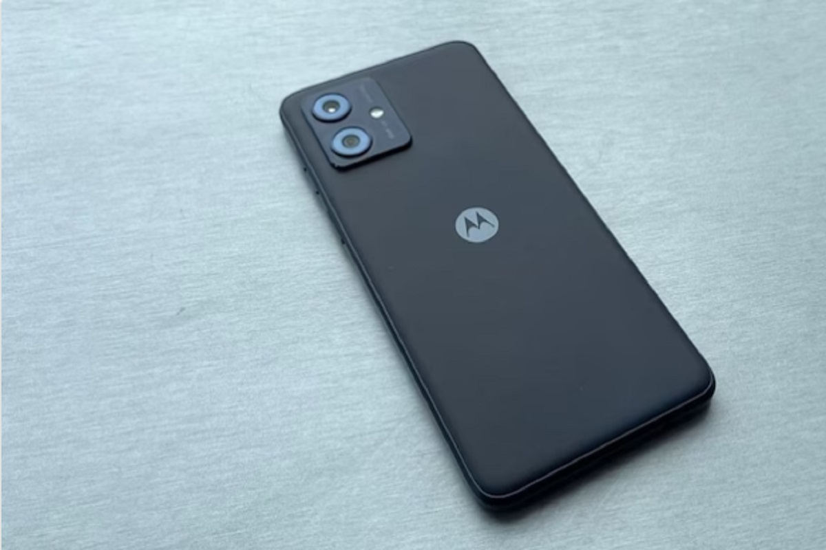 Motorola launches new 5G smartphone