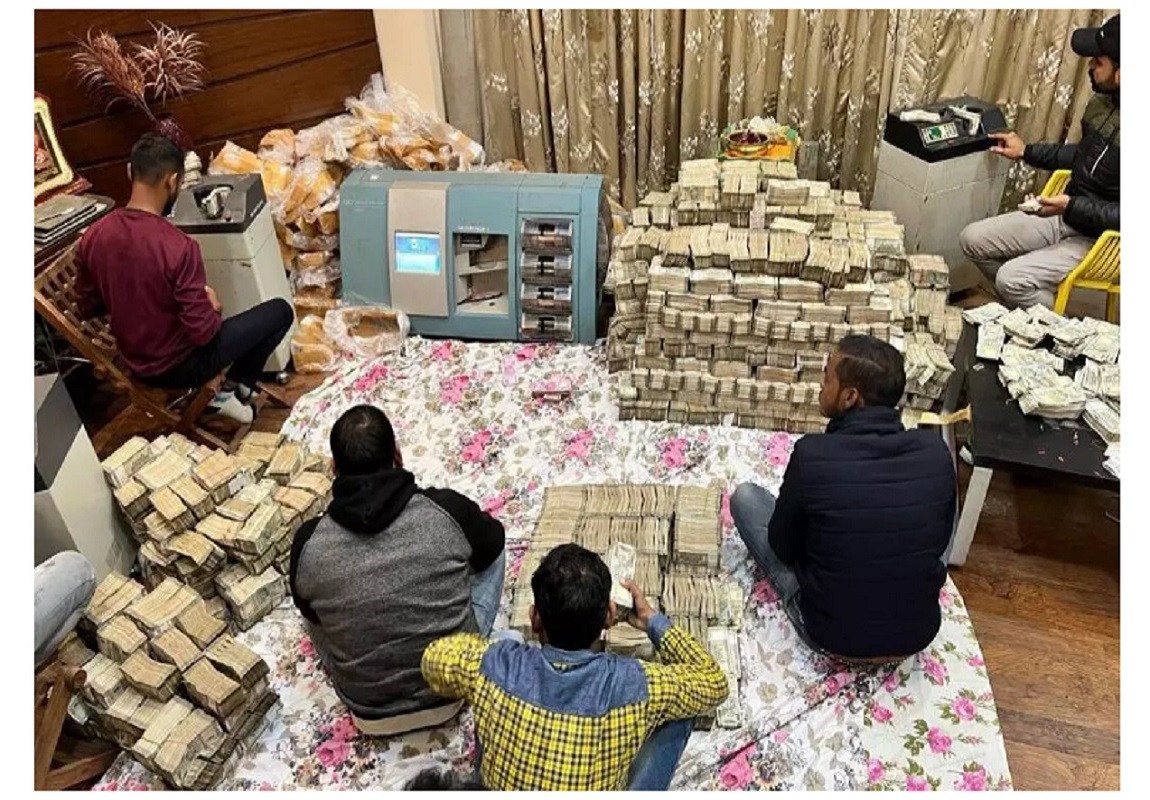 Biggest Income Tax Raid: Rs 200 Crore Cash, 23 Kg Gold, Counting Officers and Machines Tired