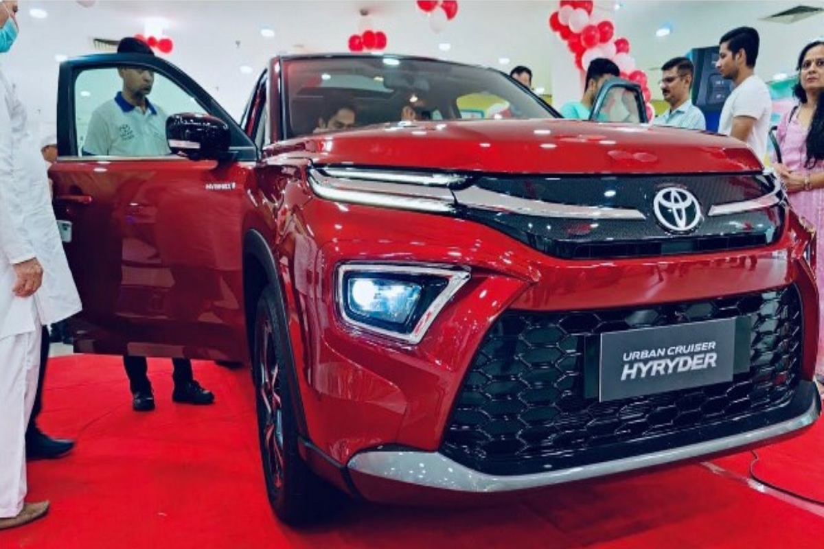 Toyota launches new XUV for middle class family, branded features and powerful engine